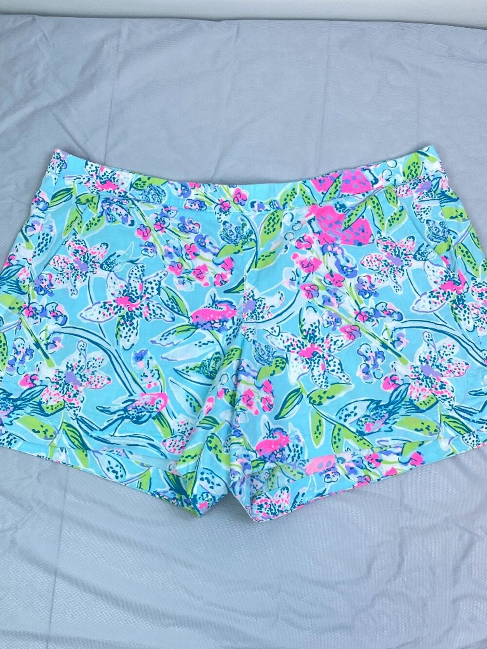 Lilly Pulitzer Ocean View Short Catch the Wave Blue Floral 5" Large
